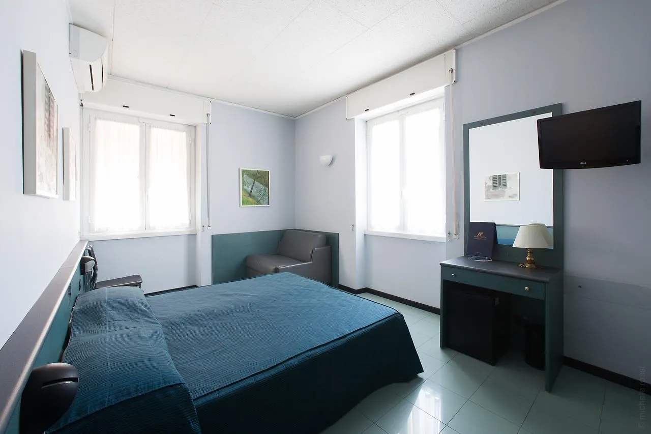Hotel Tirreno Genova