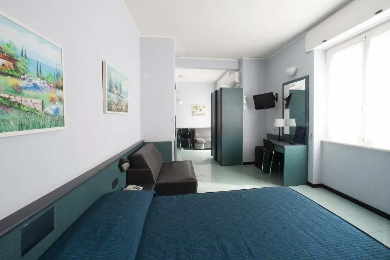 Hotel Tirreno Genua