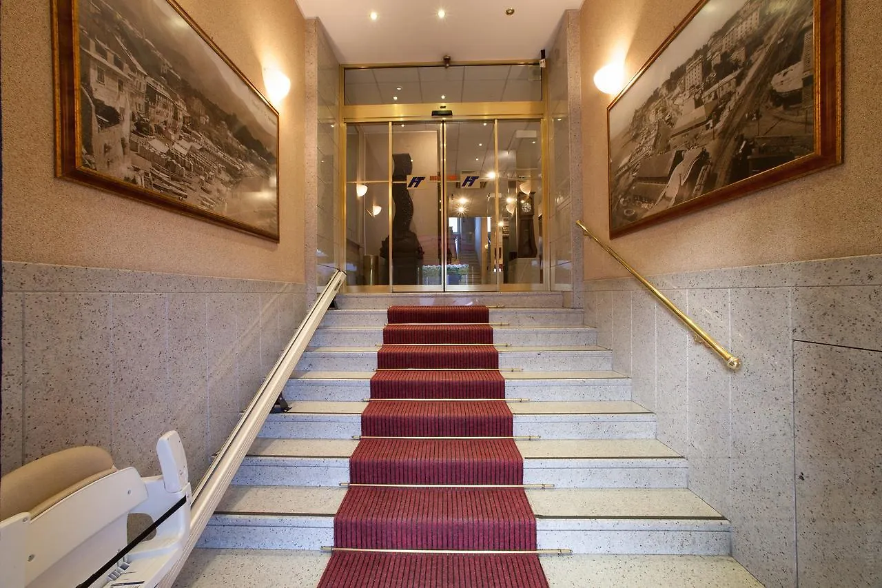 Hotel Tirreno Genua 3*,  Włochy